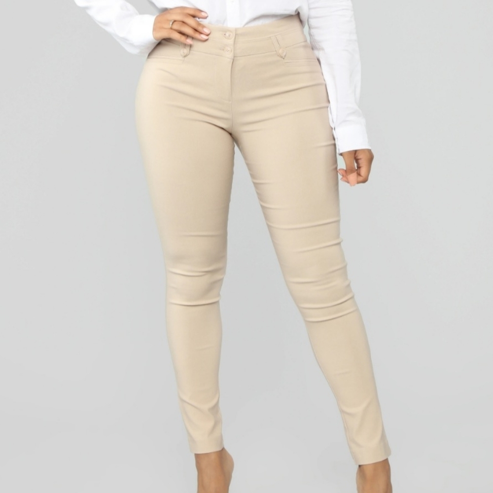 FN Khaki Millenium Skinny Pant size M